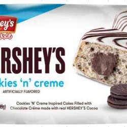 Mrs. Freshley's Hershey's Cookies & Cream Cakes 8CT