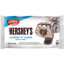 Mrs. Freshley's Hershey's Cookies & Cream Cakes 8CT