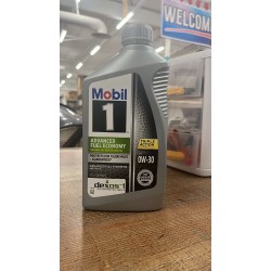 Mobil 1 Advanced Fuel Economy Full Synthetic Motor Oil 0W-30, 1US Quart 