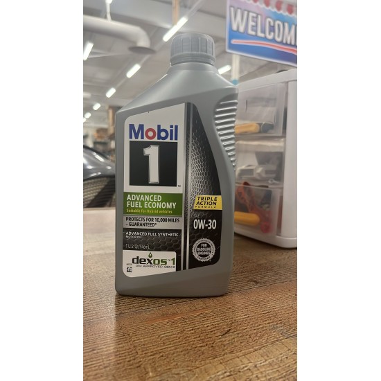 Mobil 1 Advanced Fuel Economy Full Synthetic Motor Oil 0W-30, 1US Quart 